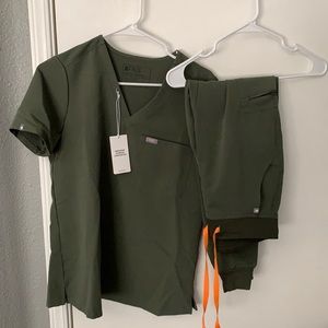 Figs Zamora jogger set